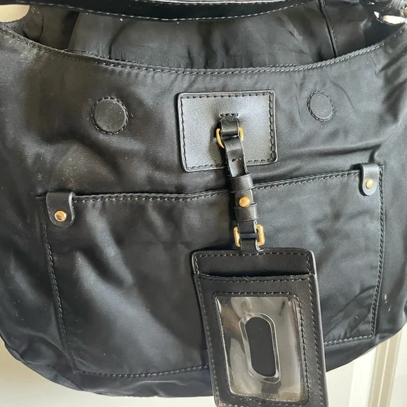 Marc Jacobs Black Crossbody Bag with Gold Hardware - Picture 3 of 12